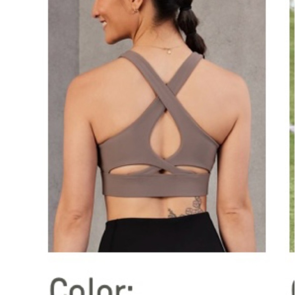 Size medium Fabletics no bounce sports bra